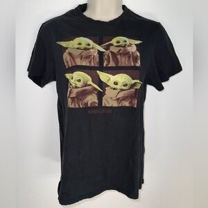 Fifth Sun Black Baby Yoda Short Sleeve Tee women’s small